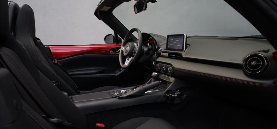  Mazda MX-5 Miata (ND) 2016 года  (NA) (фото 32 из 40)